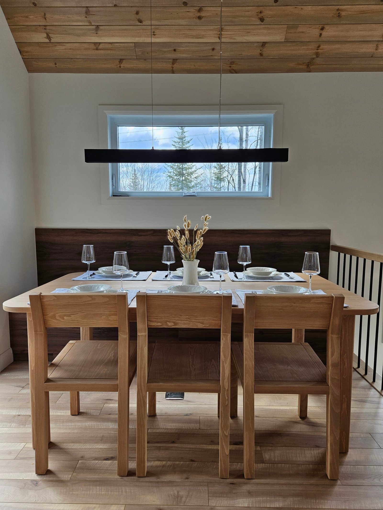 Table de la salle à manger du chalet Le Hygge Hytte